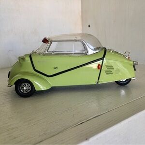 Diecast Revell Messerschmitt KR200 Scale 1:18 Light Green